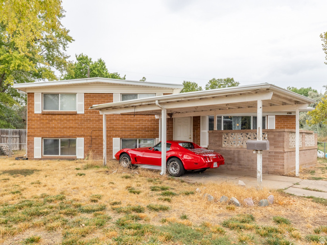 5810 S 2550 W
                     MLS #2108461