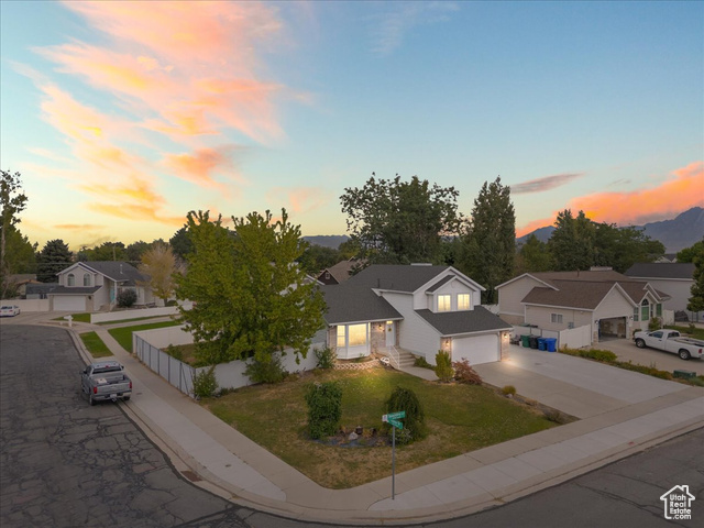 Photo 4 for MLS #2108485 at 2766 W Spaulding Ln
