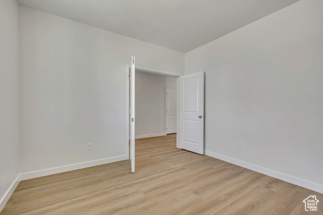 Photo 8 for MLS #2108506 at 6646 S Skyloop Dr #8