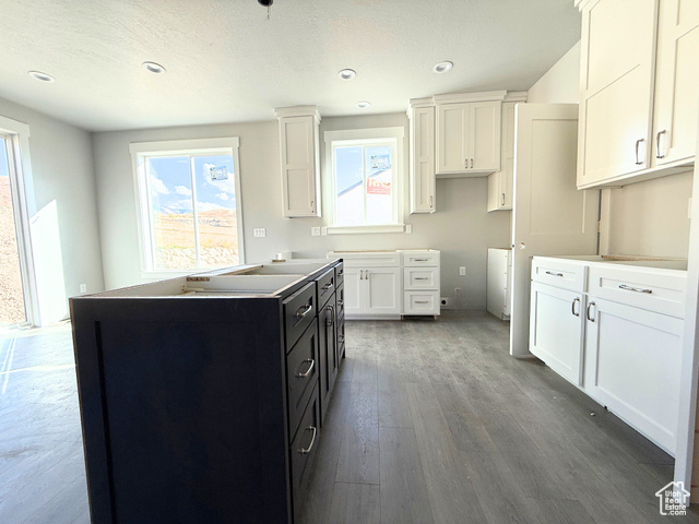 Photo 8 for MLS #2108545 at 372 S 1150 East #607