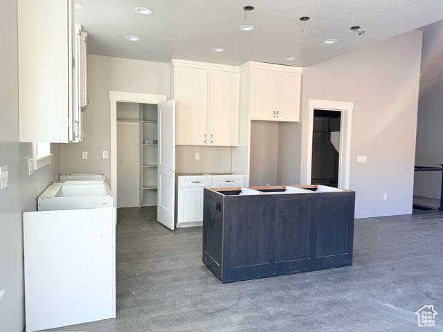 Photo 9 for MLS #2108545 at 372 S 1150 East #607