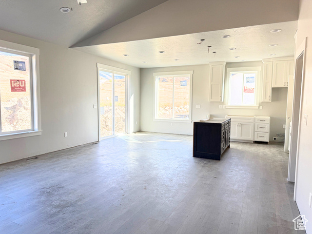 Photo 7 for MLS #2108545 at 372 S 1150 East #607