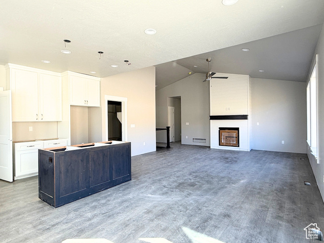Photo 10 for MLS #2108545 at 372 S 1150 East #607
