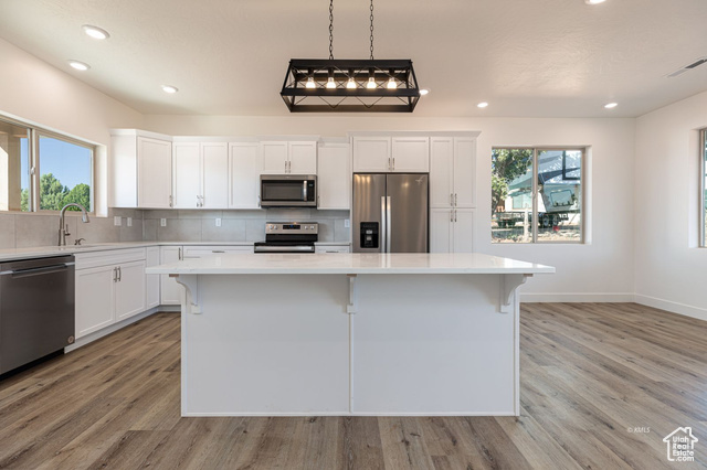 Photo 4 for MLS #2108549 at 786 E Cedar Cir