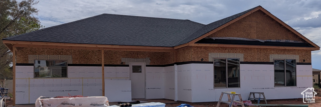 Photo 3 for MLS #2108549 at 786 E Cedar Cir