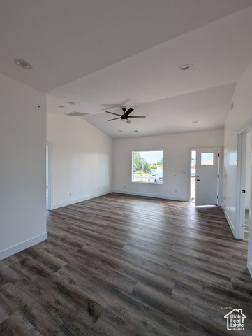 Photo 8 for MLS #2108550 at 859 W Chamberlain Dr
