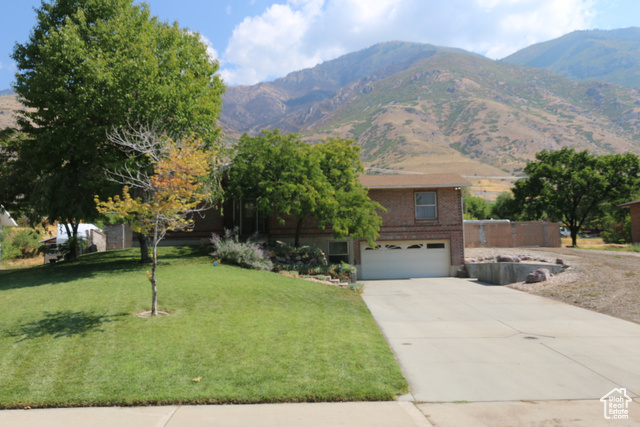 Photo 2 for MLS #2108558 at 2131 S Mountain Vista Ln