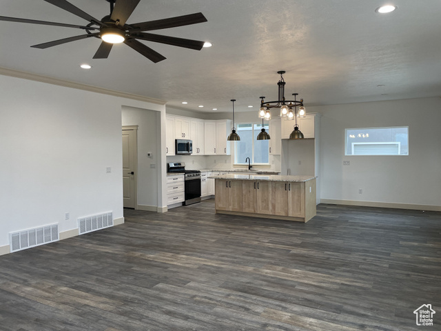 Photo 8 for MLS #2108583 at 817 S 1365 West
