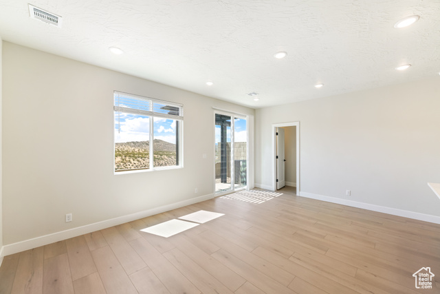 Photo 9 for MLS #2108594 at 3987 E Razor Dr #120