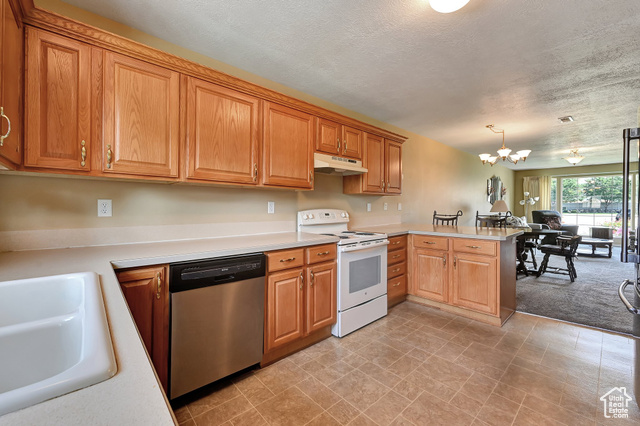 Photo 8 for MLS #2108604 at 315 N Mountain View Ln