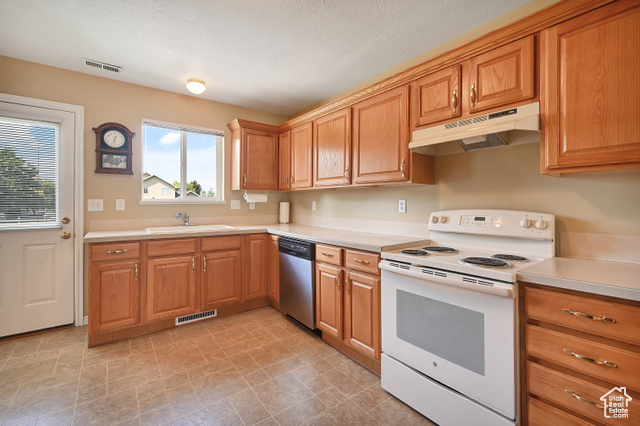 Photo 9 for MLS #2108604 at 315 N Mountain View Ln