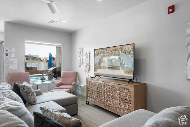 Photo 18 for MLS #2108606 at 320 N 2020 West