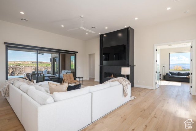Photo 17 for MLS #2108619 at 4816 N Petroglyph Dr