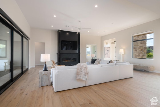 Photo 14 for MLS #2108619 at 4816 N Petroglyph Dr