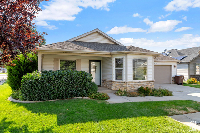 4623 S BLOSSOM GLN, Roy UT 84067