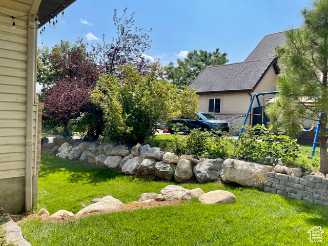 Photo 36 for MLS #2108638 at 1935 E Deere Valley Dr