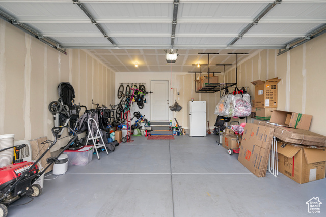 Photo 25 for MLS #2108639 at 1027 E Reef Dr