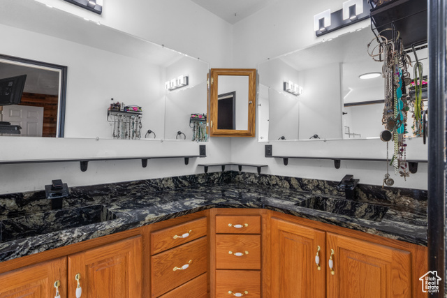 Photo 12 for MLS #2108645 at 10965 N Wallace Ln