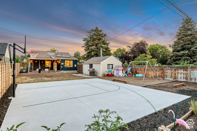 Photo 24 for MLS #2108653 at 1563 E Downington Ave
