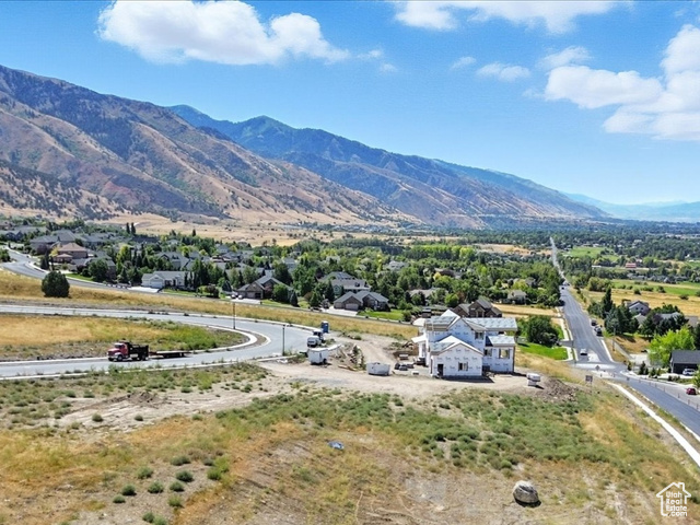95 S 1050 E, Hyde Park UT 84318