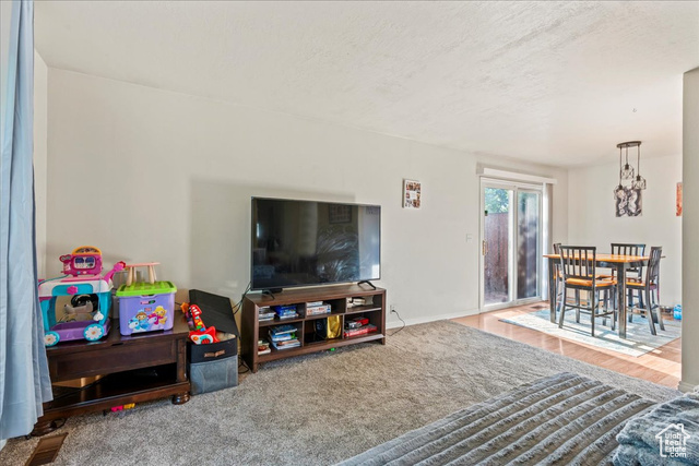 Photo 3 for MLS #2108663 at 4497 S Edgeware Ln