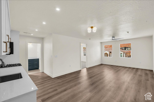 Photo 33 for MLS #2108664 at 2914 E Chapman Cir