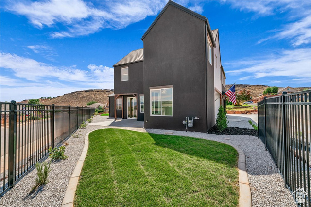 Photo 42 for MLS #2108664 at 2914 E Chapman Cir