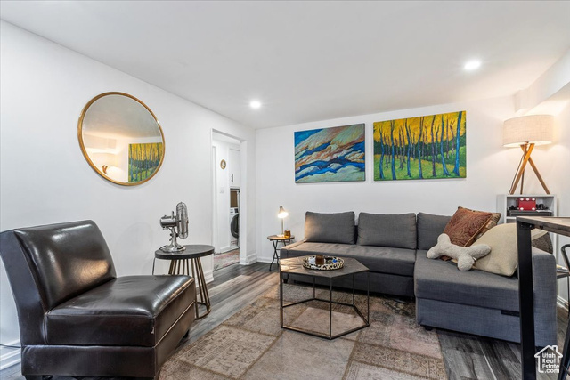 602 N De Soto St