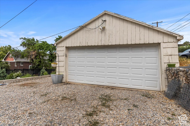 602 N De Soto St