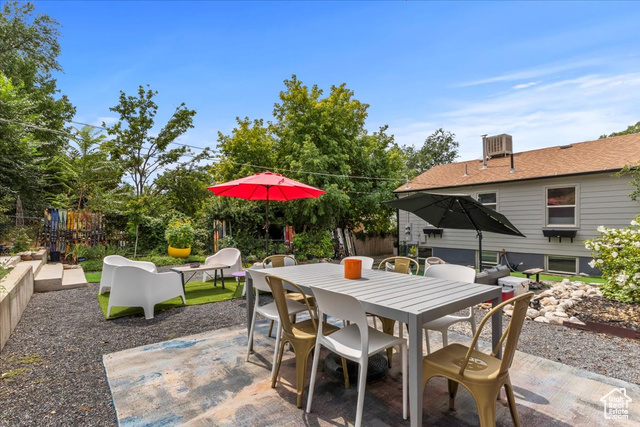 602 N De Soto St