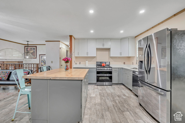 Photo 8 for MLS #2108672 at 3588 W Churchwood Dr