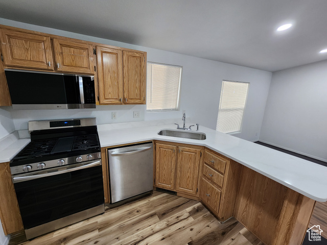 Photo 3 for MLS #2108686 at 774 W Superior Peak Dr