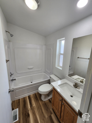 Photo 11 for MLS #2108686 at 774 W Superior Peak Dr