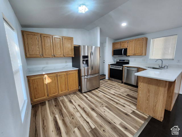 Photo 4 for MLS #2108686 at 774 W Superior Peak Dr