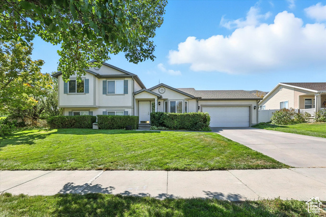 Photo 3 for MLS #2108693 at 5613 Prospero Ln