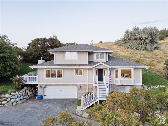 Photo 4 for MLS #2108701 at 1483 E Maple Hills Dr