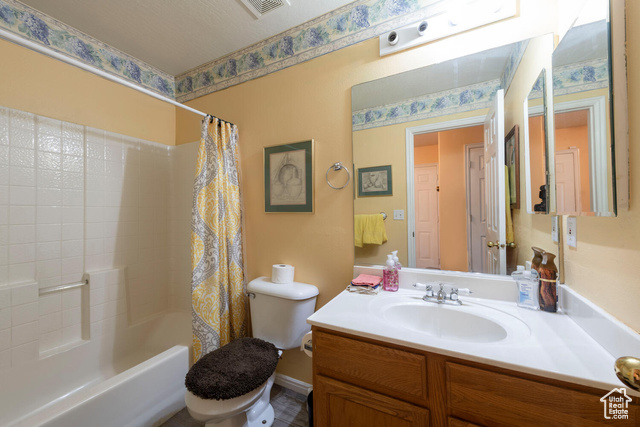 Photo 13 for MLS #2108709 at 1969 N 270 West