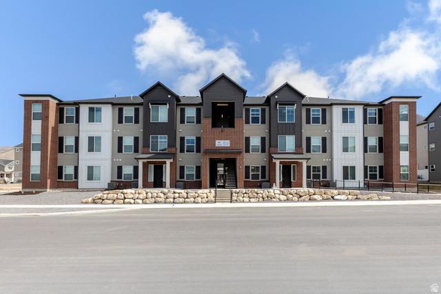 Main photo for 4653 S Alder Dr #h304