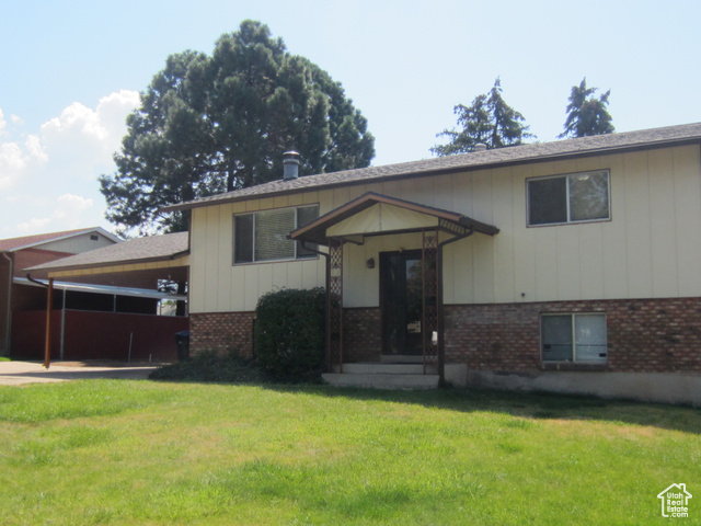 Photo 2 for MLS #2108723 at 1122 E 1250 North