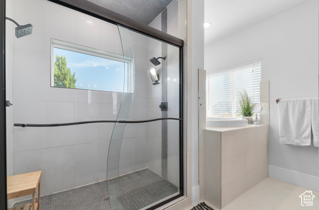 Photo 18 for MLS #2108735 at 2633 Oakridge Dr
