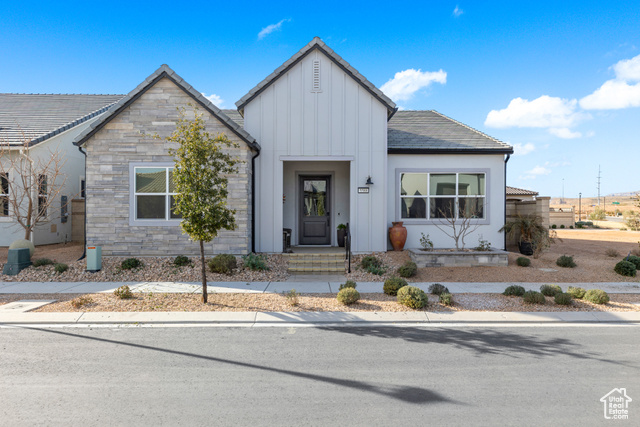 MLS #2108739                     located at 5588 S Agave Peak Ln,
                     St. George, UT