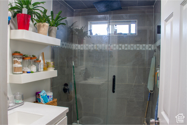 Photo 6 for MLS #2108750 at 573 W 550 North
