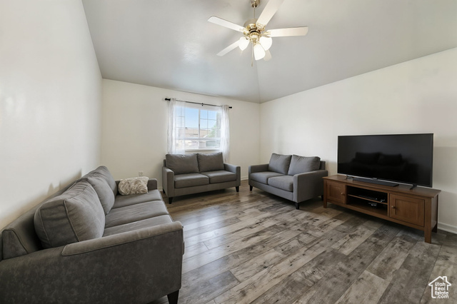 Photo 3 for MLS #2108761 at 272 W 1020 South #B