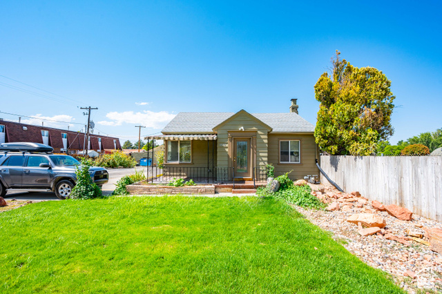 Photo 5 for MLS #2108762 at 3532 S 900 East