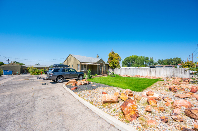 Photo 4 for MLS #2108762 at 3532 S 900 East
