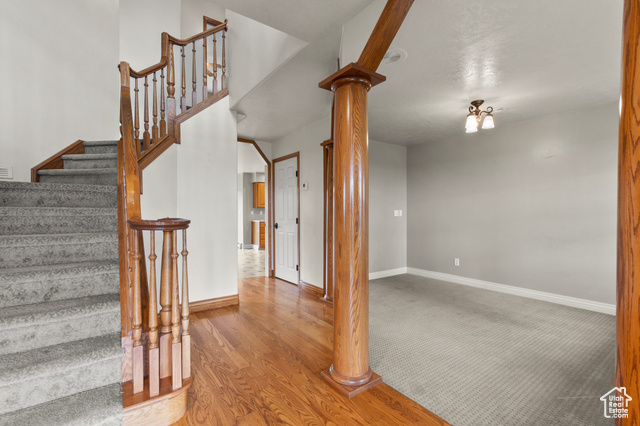Photo 4 for MLS #2108766 at 560 N 400 West