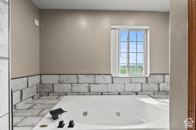 Photo 25 for MLS #2108766 at 560 N 400 West
