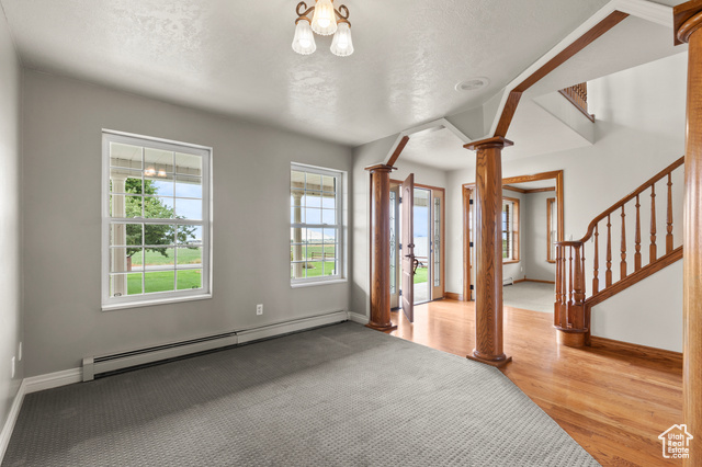 Photo 6 for MLS #2108766 at 560 N 400 West