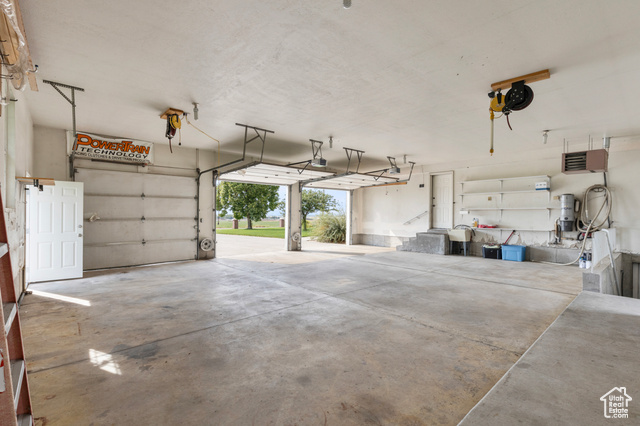 Photo 48 for MLS #2108766 at 560 N 400 West