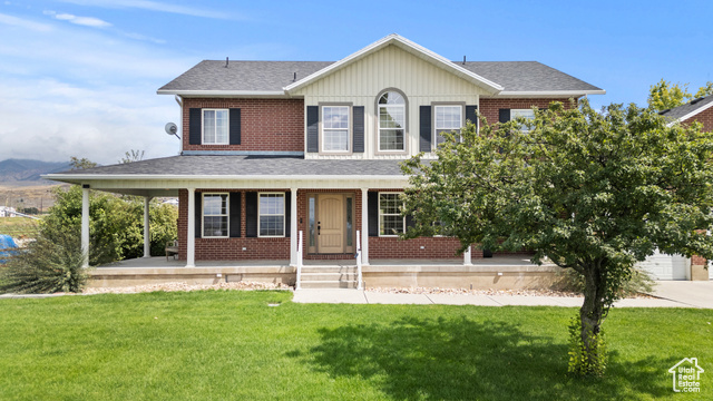 Photo 2 for MLS #2108766 at 560 N 400 West